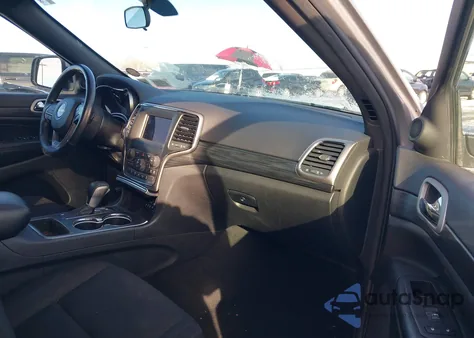 2020 Jeep Grand Cherokee Laredo E 4X4 z USA, uszkodzony, nr VIN 1C4RJFAG1LC294515